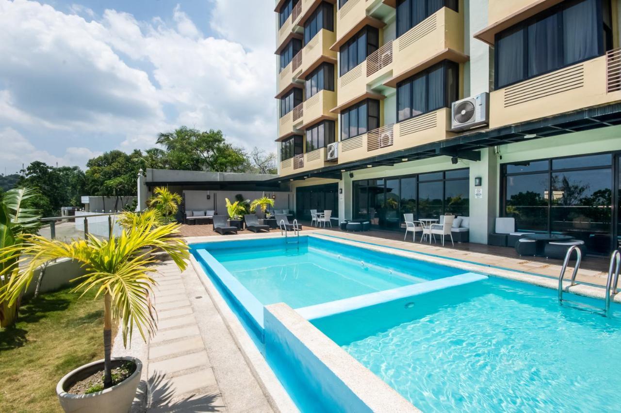 Rumah Highlands Hotel Cebu Exterior foto